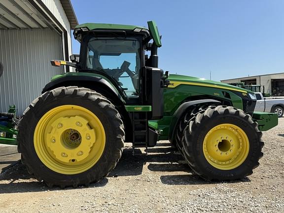 Image of John Deere 8R 370 equipment image 1