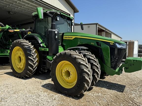 Image of John Deere 8R 370 Primary image