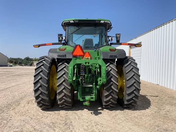 Image of John Deere 8R 370 equipment image 3