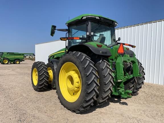 Image of John Deere 8R 370 equipment image 2