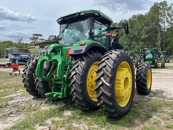 Image of John Deere 8R 370 equipment image 2