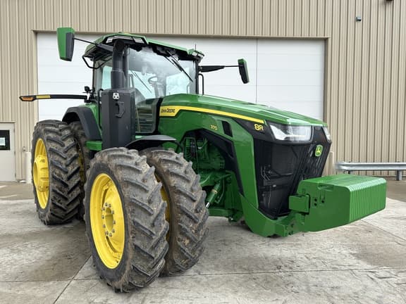 Image of John Deere 8R 370 Primary image