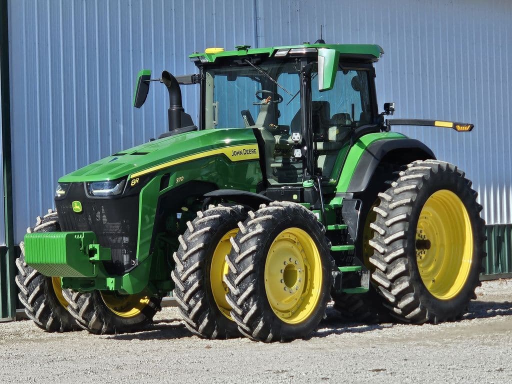 Image of John Deere 8R 370 Primary image