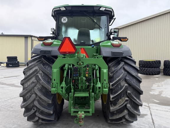 Image of John Deere 8R 370 equipment image 3