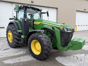 2023 John Deere 8R 370 Image