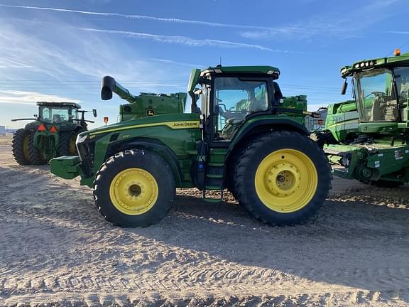 Image of John Deere 8R 370 equipment image 2