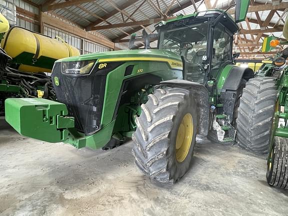 Image of John Deere 8R 370 Primary image