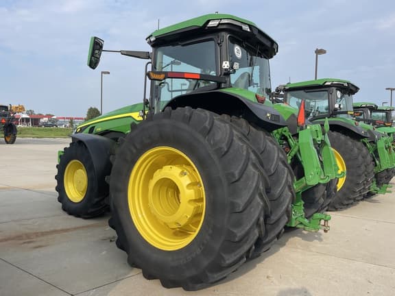 Image of John Deere 8R 370 equipment image 3