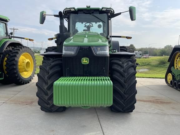 Image of John Deere 8R 370 equipment image 2