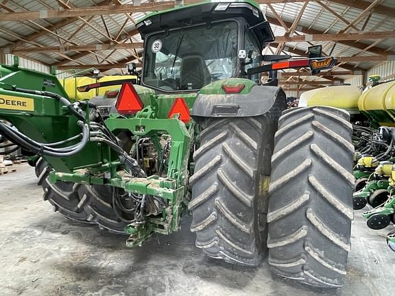 Image of John Deere 8R 370 equipment image 3