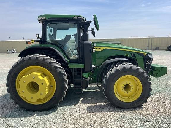 Image of John Deere 8R 370 equipment image 2