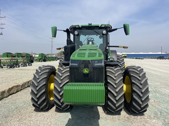Image of John Deere 8R 370 equipment image 2