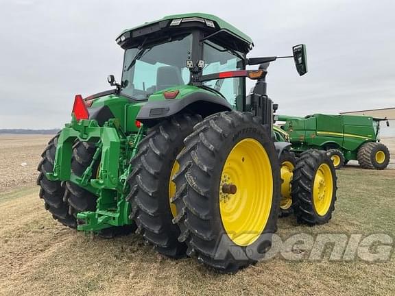 Image of John Deere 8R 370 equipment image 2