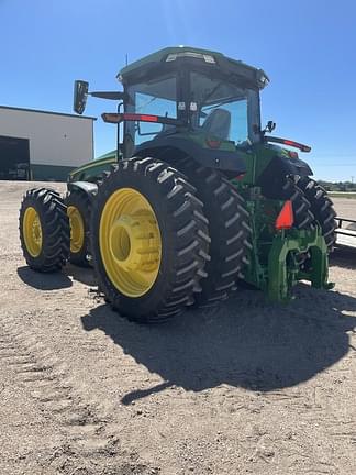 Image of John Deere 8R 370 equipment image 2