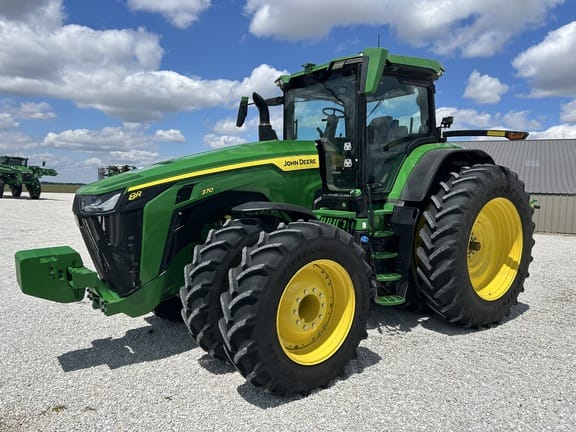 2023 John Deere 8R 370 Equipment Image0