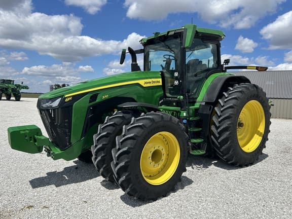Image of John Deere 8R 370 Primary image