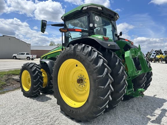 Image of John Deere 8R 370 equipment image 1