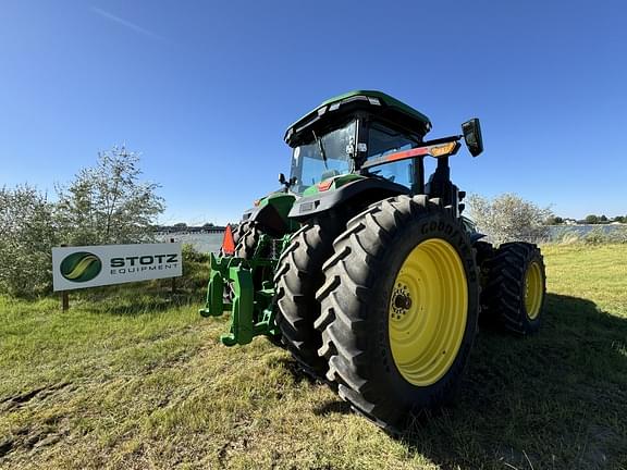 Image of John Deere 8R 370 equipment image 2