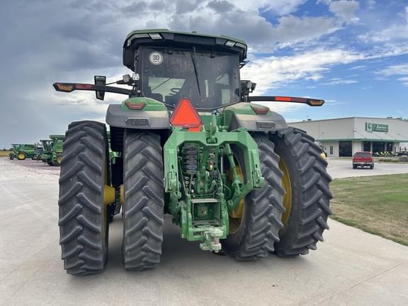 Image of John Deere 8R 370 equipment image 3