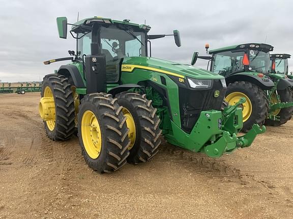 Image of John Deere 8R 370 equipment image 1