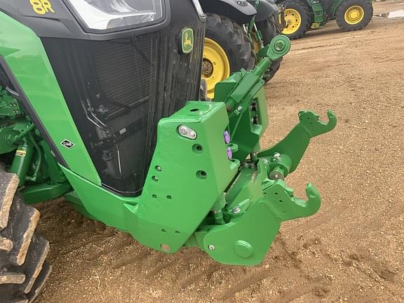 Image of John Deere 8R 370 equipment image 2