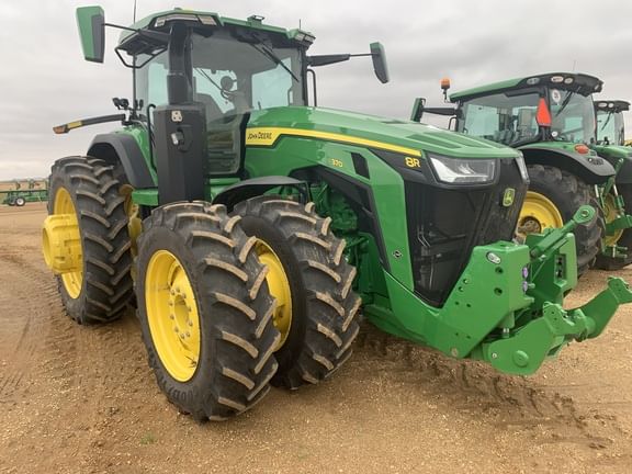 Main image John Deere 8R 370