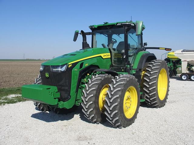 Image of John Deere 8R 370 equipment image 1