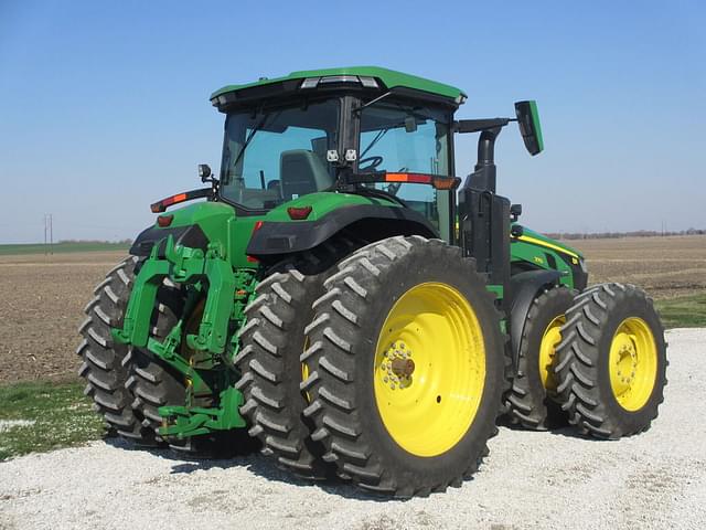 Image of John Deere 8R 370 equipment image 4