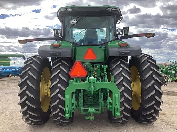 Image of John Deere 8R 370 equipment image 4