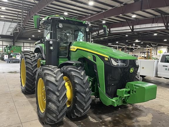 Image of John Deere 8R 370 Primary image