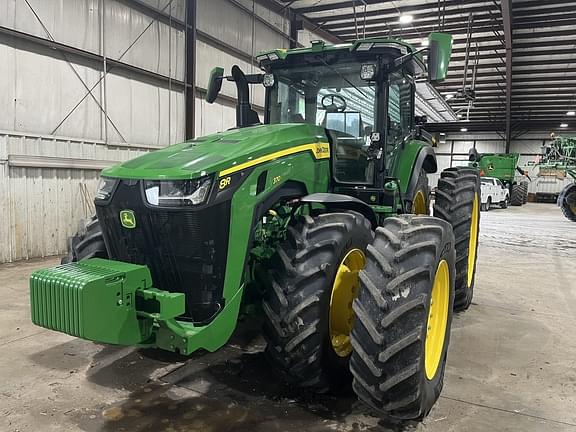 Image of John Deere 8R 370 equipment image 1
