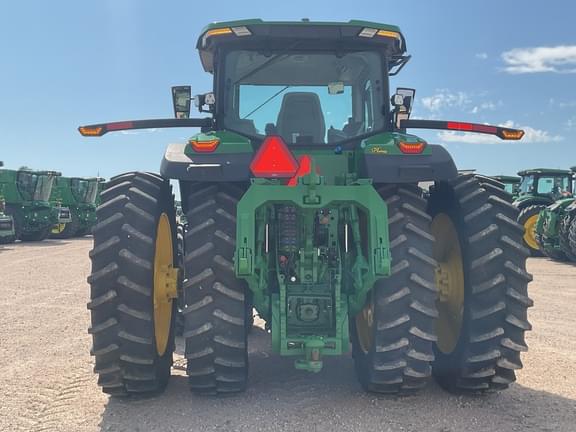 Image of John Deere 8R 370 equipment image 4