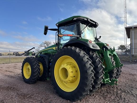 Image of John Deere 8R 370 equipment image 1