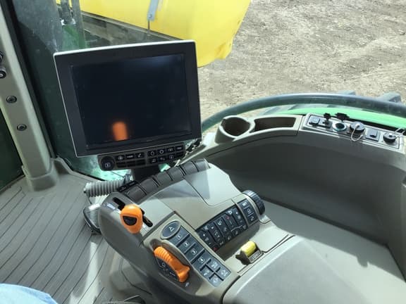 Image of John Deere 8R 370 equipment image 1