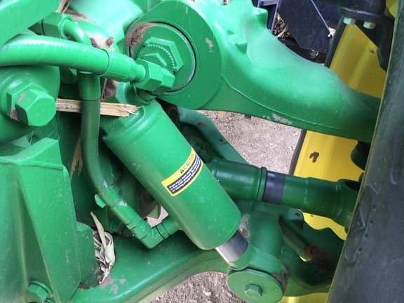 Image of John Deere 8R 370 equipment image 2