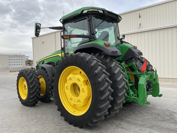 Image of John Deere 8R 370 equipment image 2