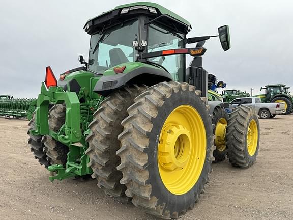 Image of John Deere 8R 370 equipment image 4