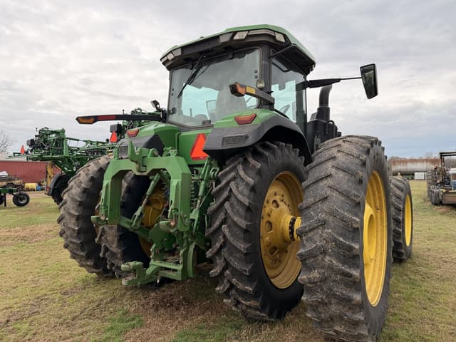 Image of John Deere 8R 370 equipment image 2