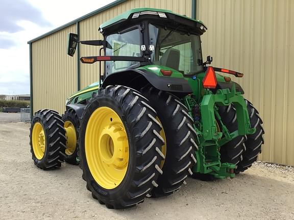 Image of John Deere 8R 370 equipment image 4