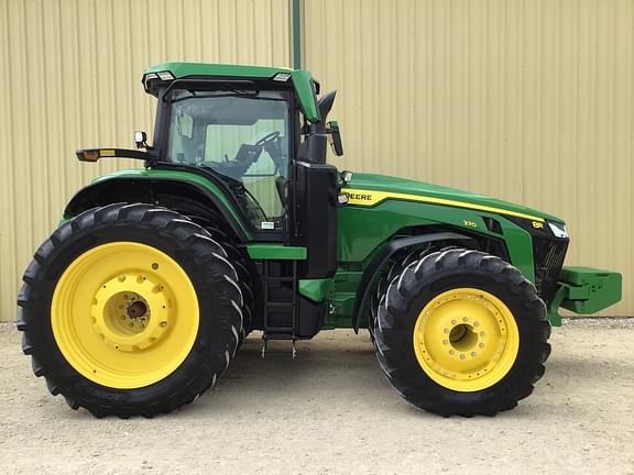 Image of John Deere 8R 370 equipment image 4