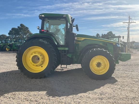 Image of John Deere 8R 370 equipment image 3