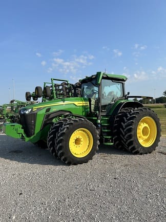 2023 John Deere 8R 370 Equipment Image0