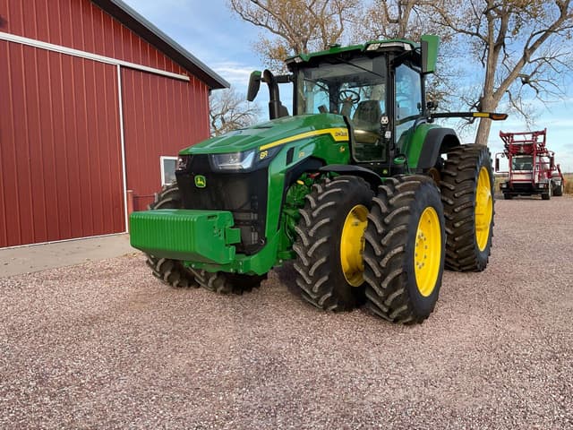 Image of John Deere 8R 370 equipment image 4