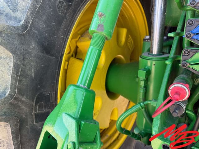 Image of John Deere 8R 370 equipment image 4