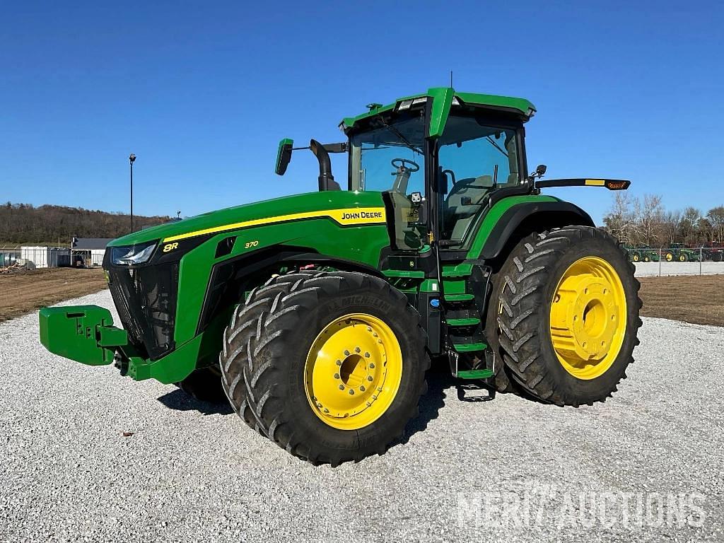 Image of John Deere 8R 370 Primary image