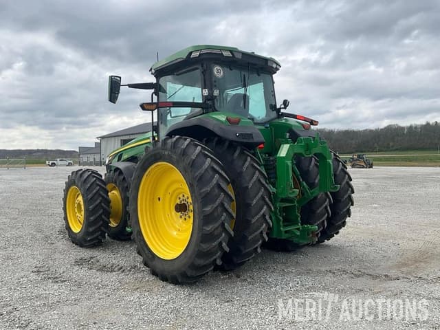 Image of John Deere 8R 370 equipment image 2