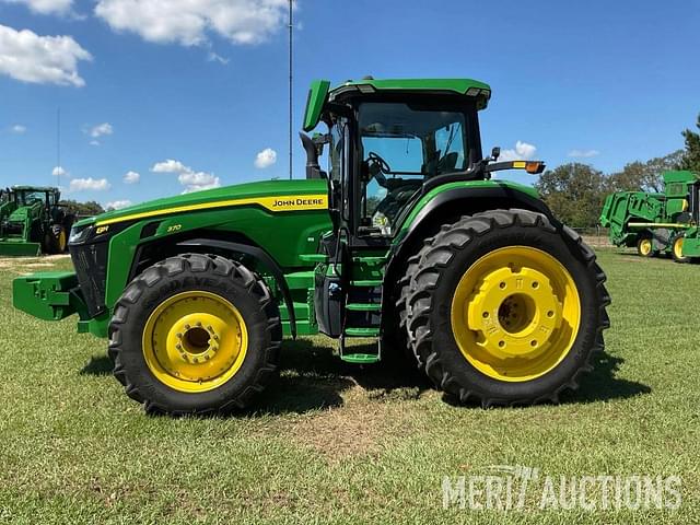 Image of John Deere 8R 370 equipment image 1