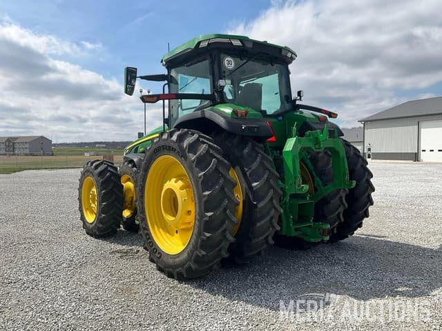 Image of John Deere 8R 370 equipment image 2