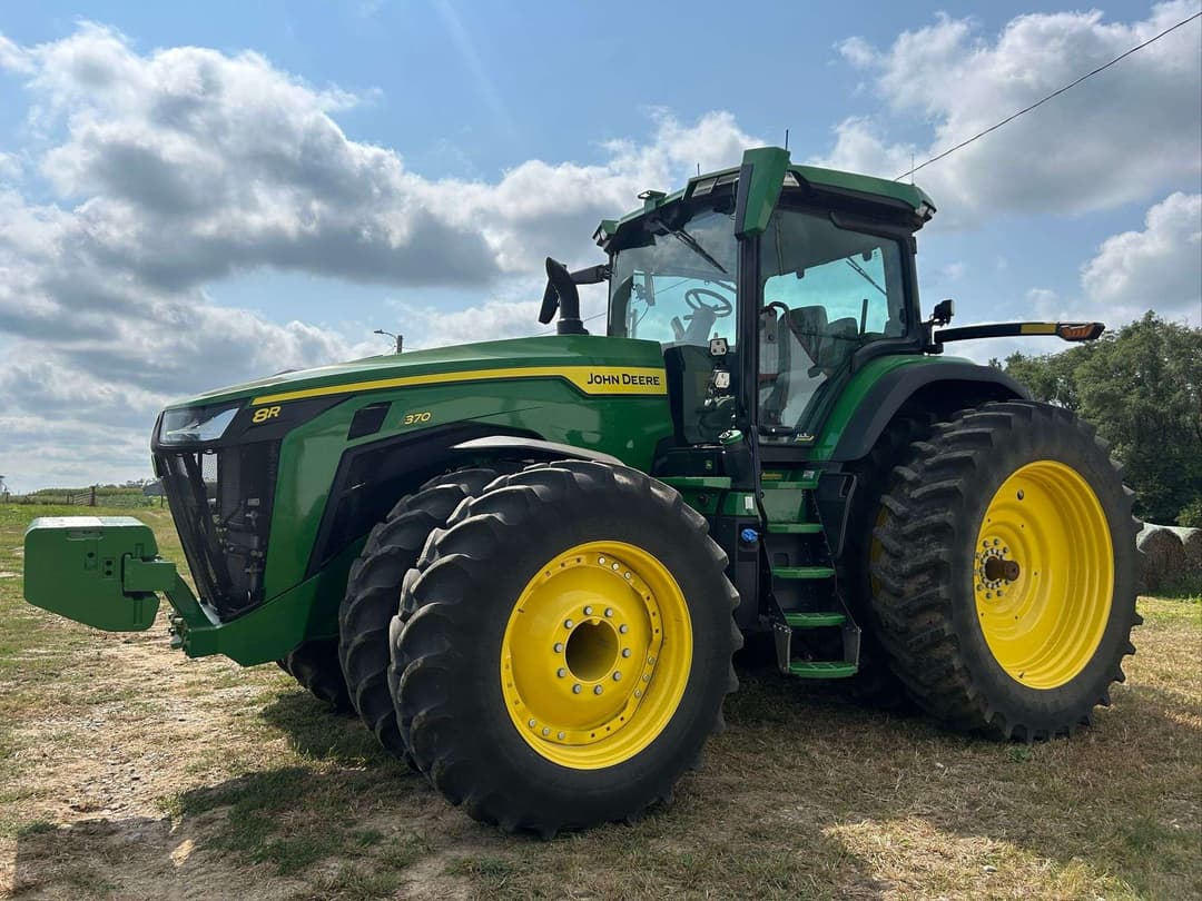 Image of John Deere 8R 370 Primary image