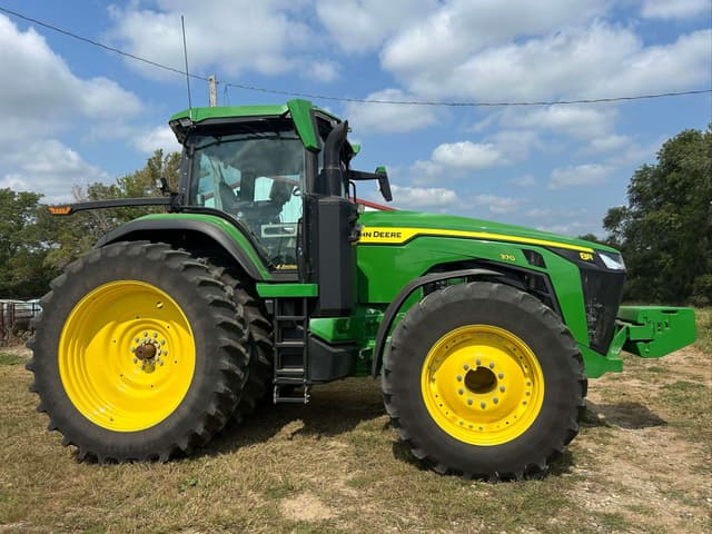 Image of John Deere 8R 370 equipment image 3